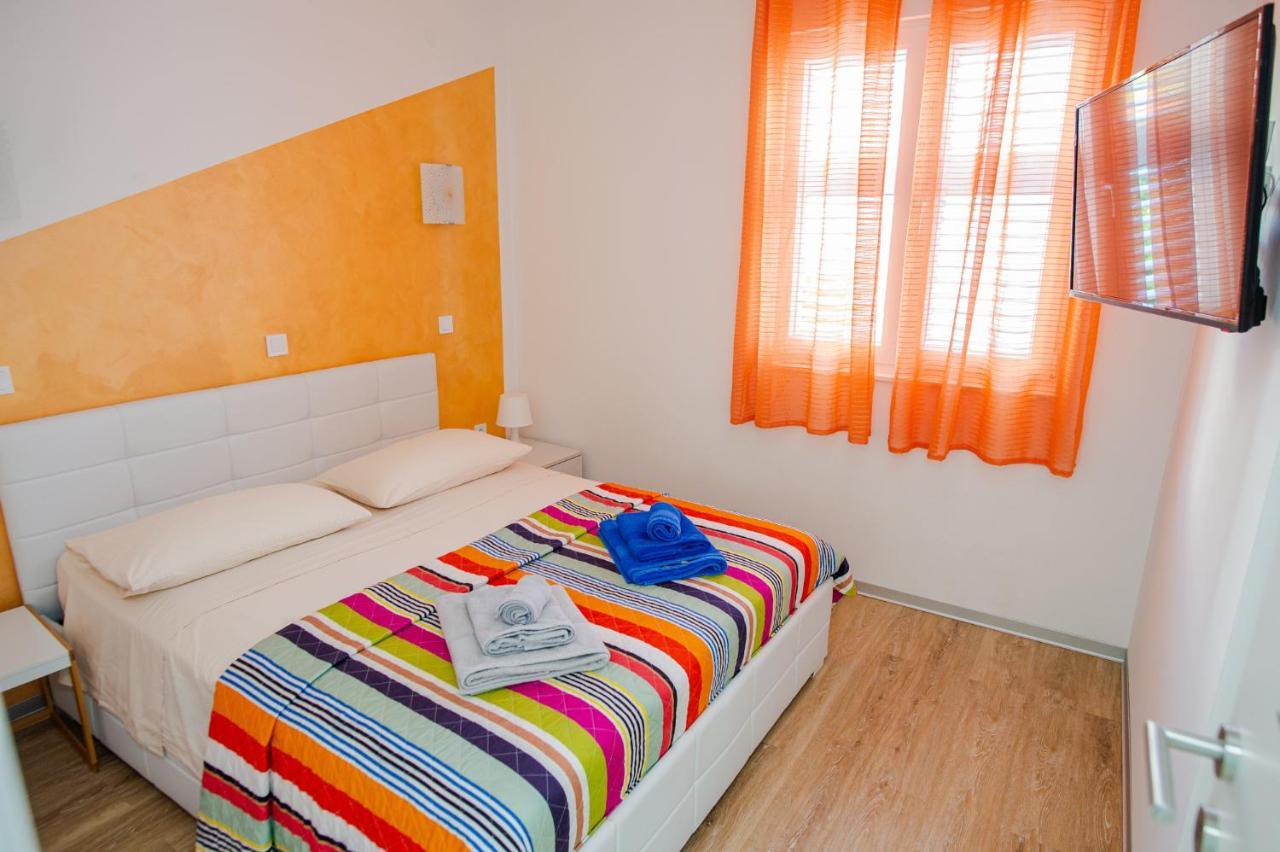 Exclusive Seaside Dream Apartments Murter Kültér fotó