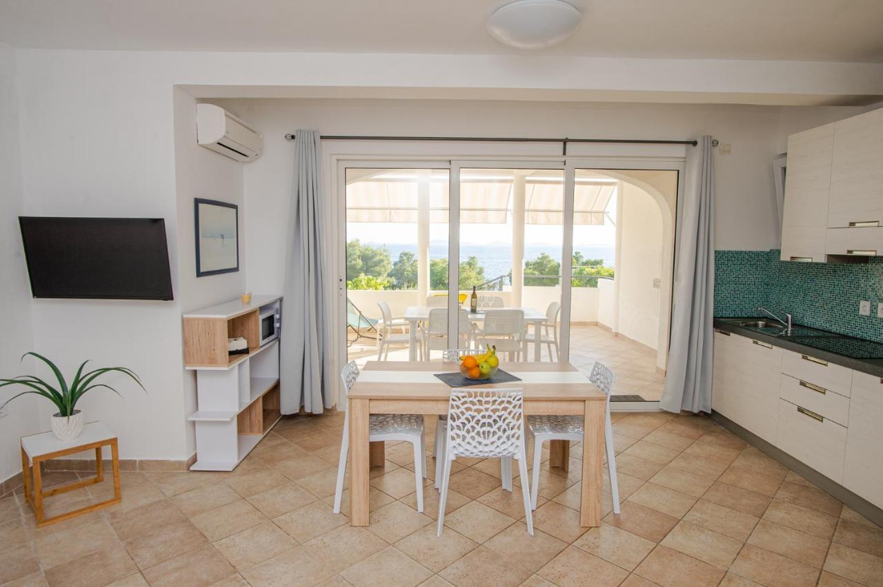 Exclusive Seaside Dream Apartments Murter Kültér fotó