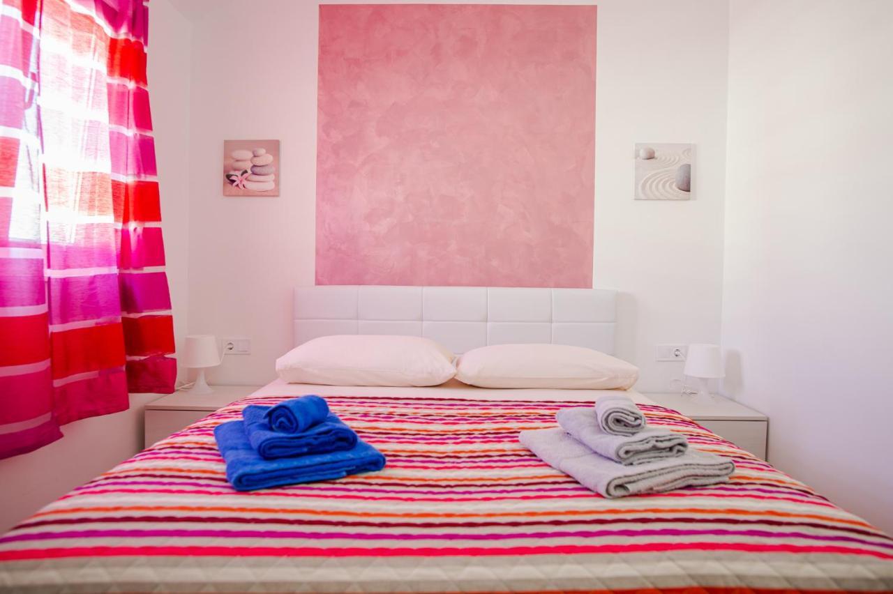 Exclusive Seaside Dream Apartments Murter Kültér fotó
