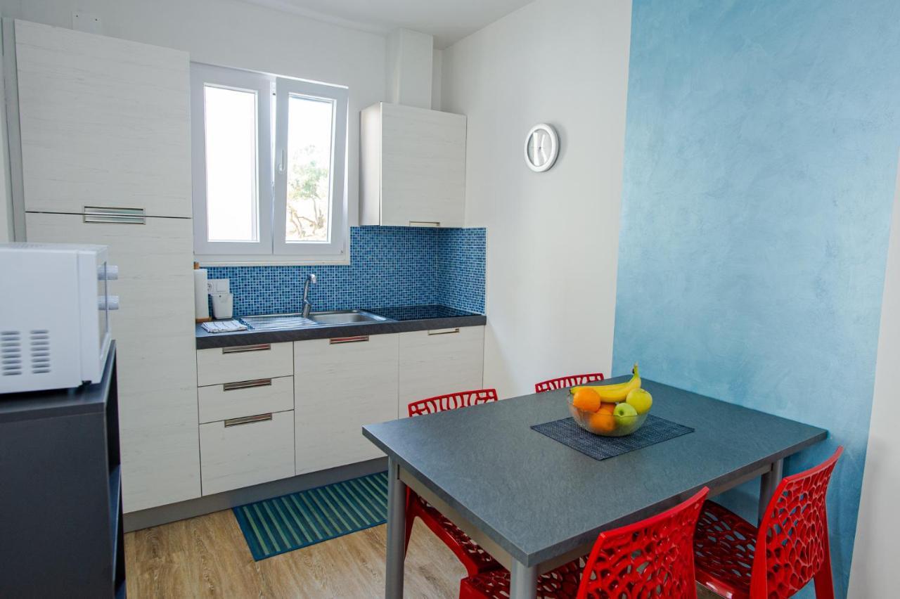 Exclusive Seaside Dream Apartments Murter Kültér fotó