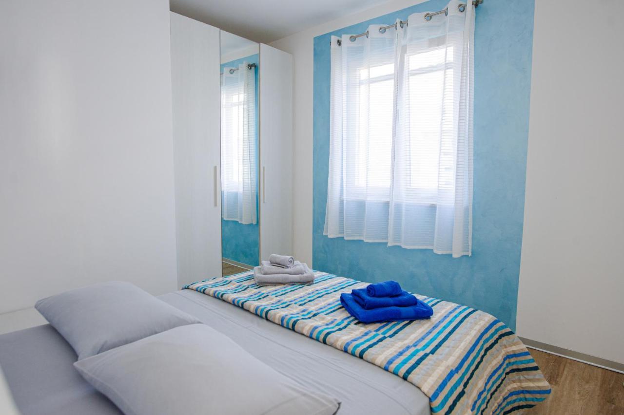 Exclusive Seaside Dream Apartments Murter Kültér fotó