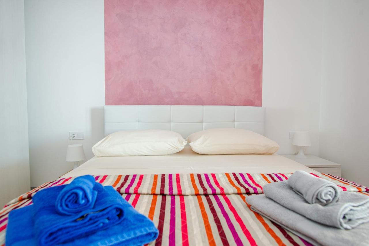 Exclusive Seaside Dream Apartments Murter Kültér fotó