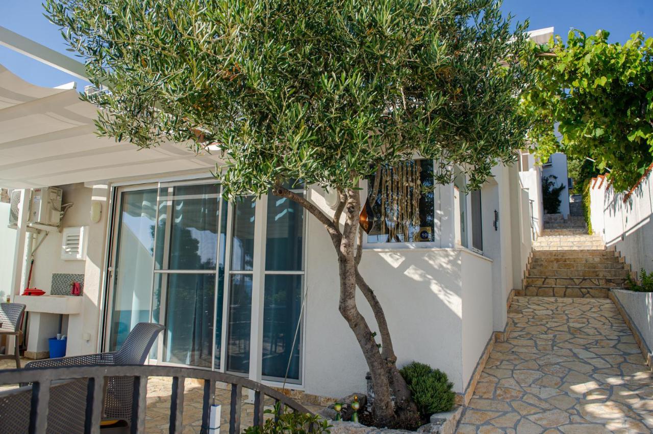 Exclusive Seaside Dream Apartments Murter Kültér fotó