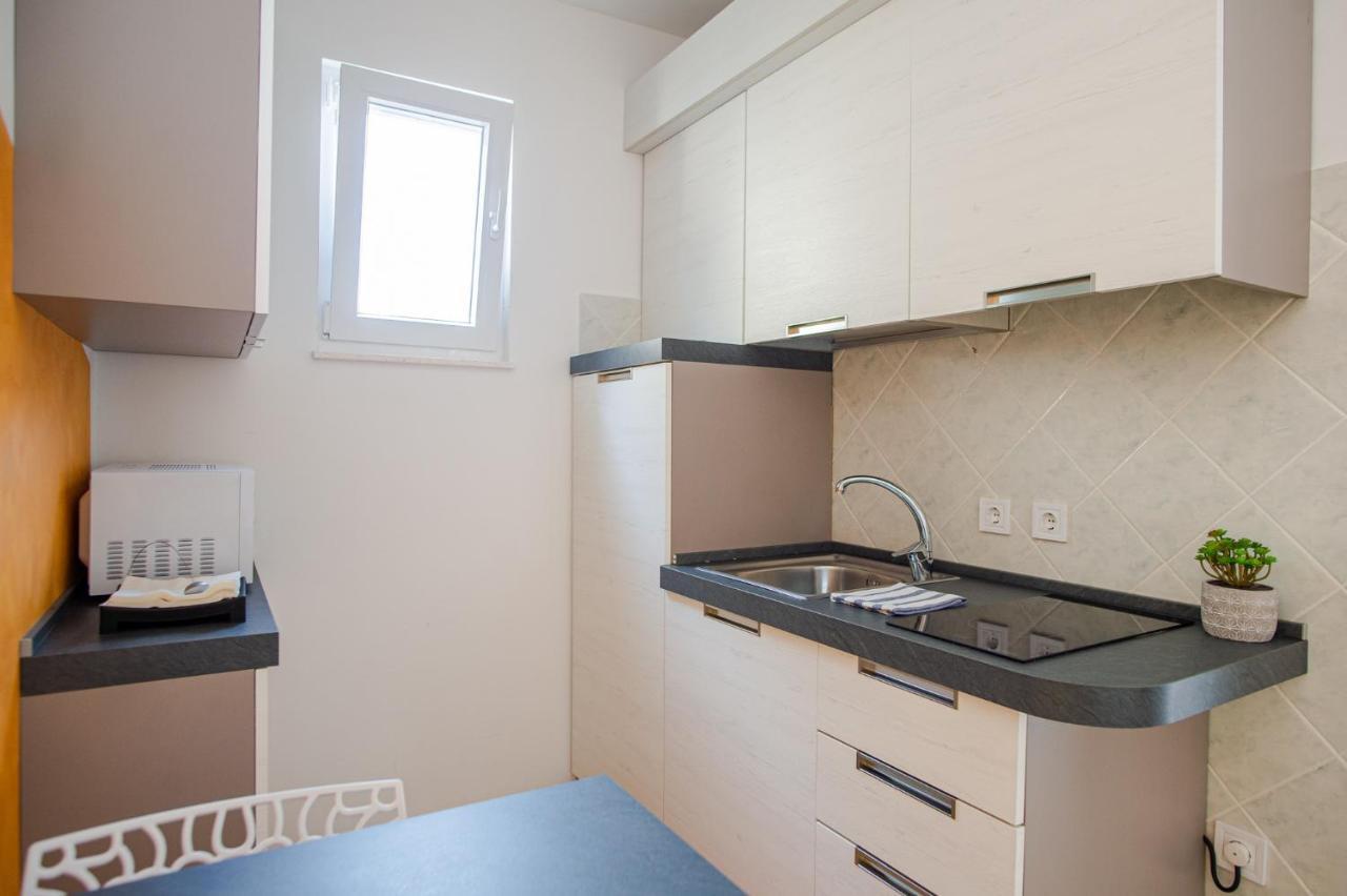 Exclusive Seaside Dream Apartments Murter Kültér fotó